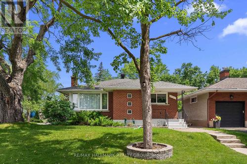 2075 Neepawa Avenue, Ottawa, ON 