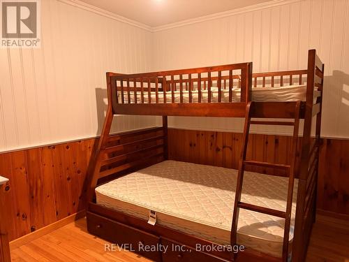 Lots of room for the kids - 1031 Butterfly Road, Muskoka Lakes (Medora), ON 