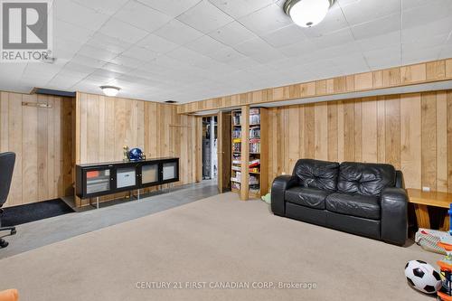 44 Hammond Street, St. Thomas, ON 