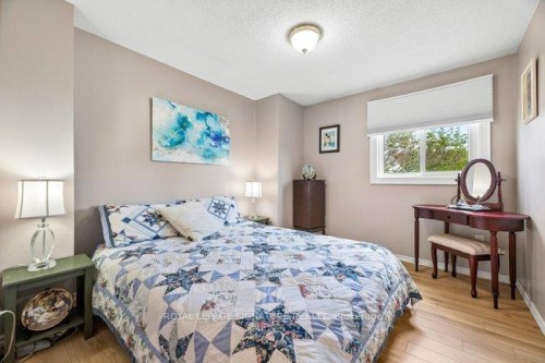 72 Kipling Crescent, Ajax, ON 