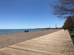 Upper-20 Kew Beach Avenue  Toronto, ON M4L 1B7