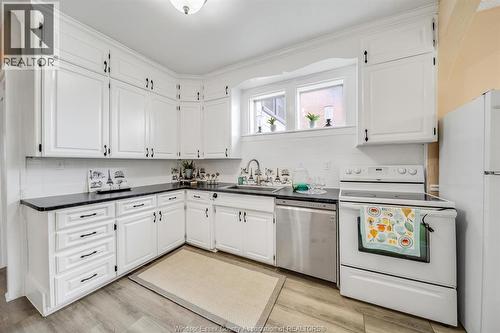 879 Dawson, Windsor, ON 