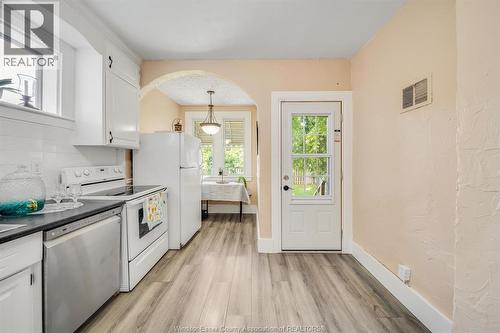 879 Dawson, Windsor, ON 