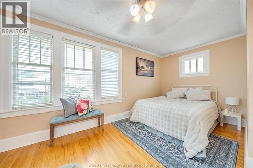 879 Dawson, Windsor, ON 