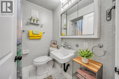 879 Dawson, Windsor, ON 