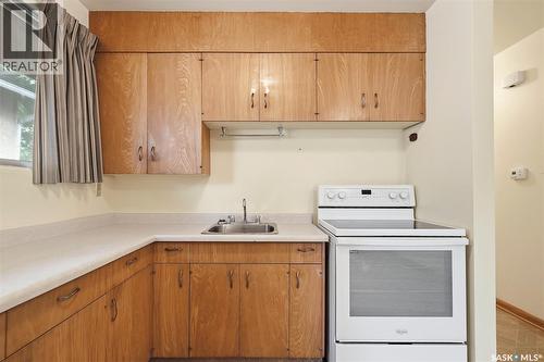 924 9Th Avenue N, Saskatoon, SK 