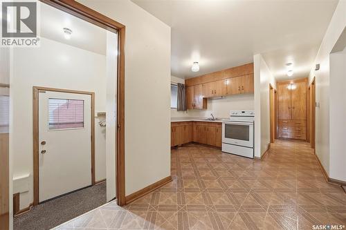 924 9Th Avenue N, Saskatoon, SK 