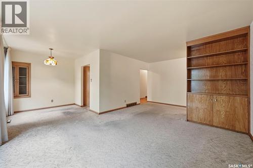 924 9Th Avenue N, Saskatoon, SK 