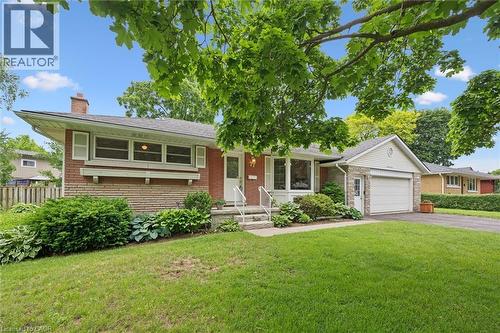 77 MAYWOOD Road  Kitchener, ON N2C 2A2