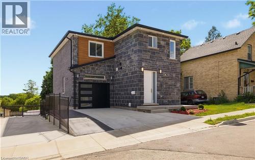 129 ST GEORGE Street  Kitchener, ON N2G 2T2