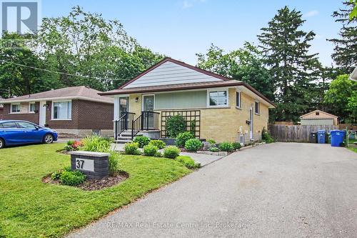 37 OTTAWA CRESCENT  Guelph (St. George's), ON N1E 2A5