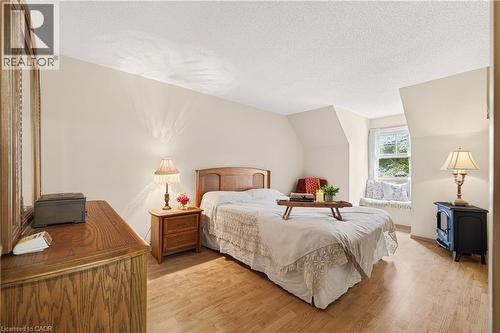 273 Newport Place, Waterloo, ON 