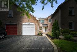 1023 RUNNYMEAD CRESCENT Oakville, ON L6M 1C5