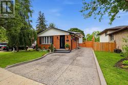 419 FERNDALE AVENUE  London South (South Q), ON N6C 2Y9