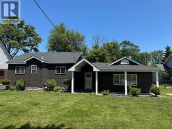 1052 COUNTY RD 22 Lakeshore, ON N8L 0E1