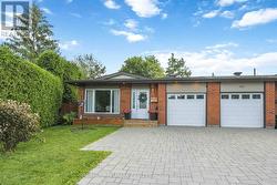 352 MOCKINGBIRD DRIVE Ottawa, ON K1E 2A7