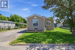 11 GROUSE LANE Quinte West (Sidney Ward), ON K8N 4Z3