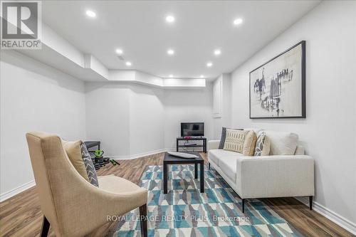 858 Shepherd Place, Milton, ON 
