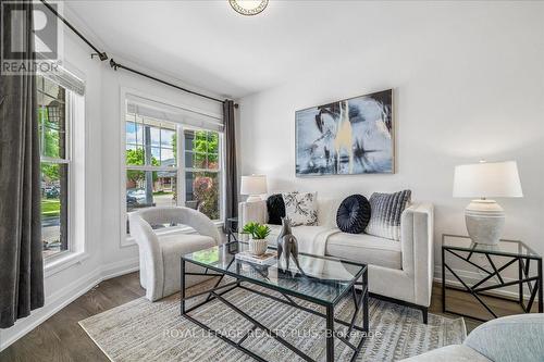 858 Shepherd Place, Milton, ON 