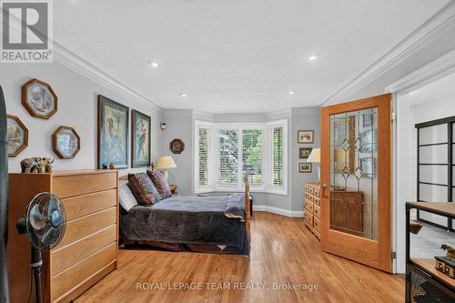 22 Lynhurst Avenue, Ottawa, ON 