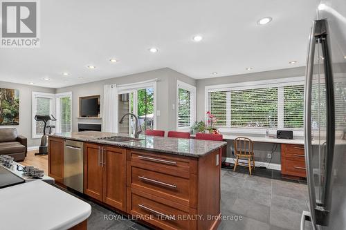 22 Lynhurst Avenue, Ottawa, ON 