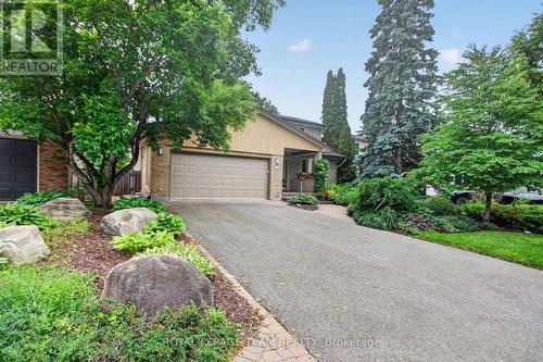 22 Lynhurst Avenue, Ottawa, ON 