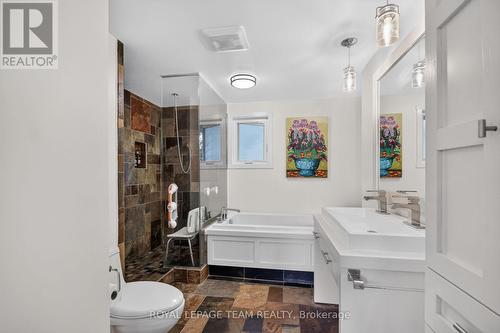 22 Lynhurst Avenue, Ottawa, ON 