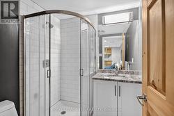 Lower Level Ensuite - 