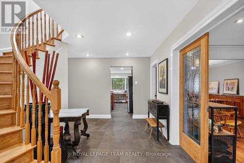 22 Lynhurst Avenue, Ottawa, ON 