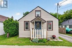 356 ELLIOTT AVENUE Kingston (East Of Sir John A. Blvd), ON K7K 2R5
