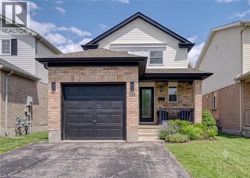 87 JORDAN Drive  Cambridge, ON N3C 4E3