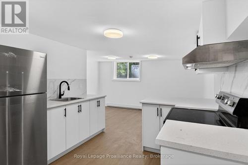 5 - 171 HAZLITT STREET , Peterborough (Ashburnham Ward 4), Ontario K9H 1L8 3