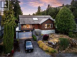4786 MEADFEILD COURT  West Vancouver, BC V7W 2Y3