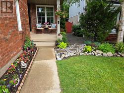 34 STANDISH STREET Halton Hills, ON L7G 5V7