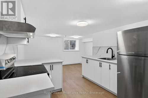 6 - 171 HAZLITT STREET , Peterborough (Ashburnham Ward 4), Ontario K9H 1L8 3