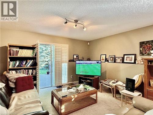 765 Chesapeake Drive, Waterloo, ON 