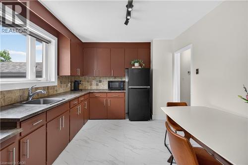 236 Hammersmith Court, Burlington, ON 