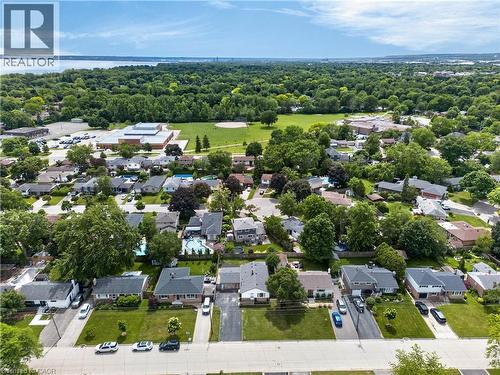 236 Hammersmith Court, Burlington, ON 