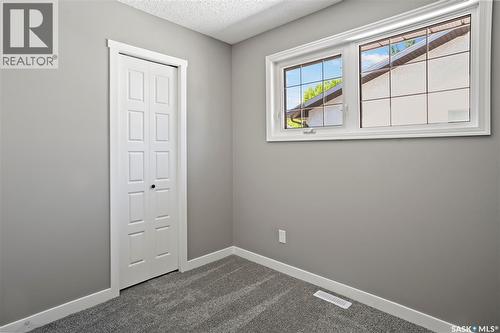 3331 Parkland Drive E, Regina, SK 