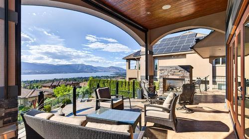 726 Marin Crescent, Kelowna, BC - Outdoor With Deck Patio Veranda With Exterior