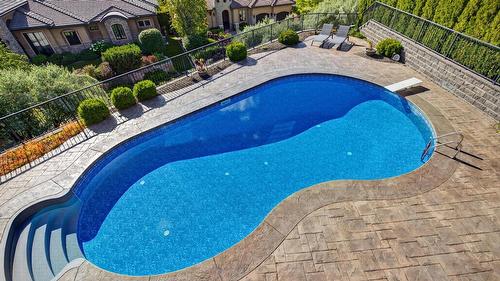 726 Marin Crescent, Kelowna, BC - Outdoor With In Ground Pool