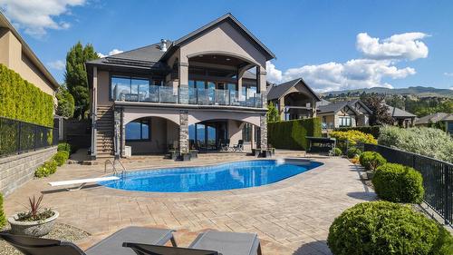 726 Marin Crescent, Kelowna, BC - Outdoor With In Ground Pool With Deck Patio Veranda