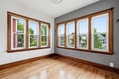 645 Home St, Winnipeg, MB 