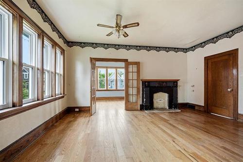 645 Home St, Winnipeg, MB 