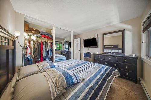 9-132 Regis Dr, Winnipeg, MB 