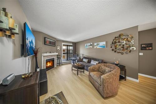 9-132 Regis Dr, Winnipeg, MB 