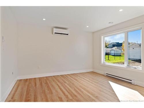 17 Celestin, Dieppe, NB 