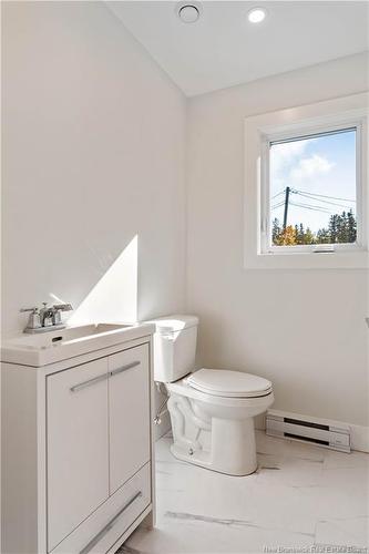 17 Celestin, Dieppe, NB 
