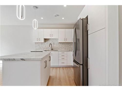 17 Celestin, Dieppe, NB 