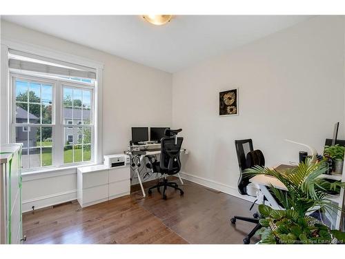 70 Red Maple Crt, Fredericton, NB 